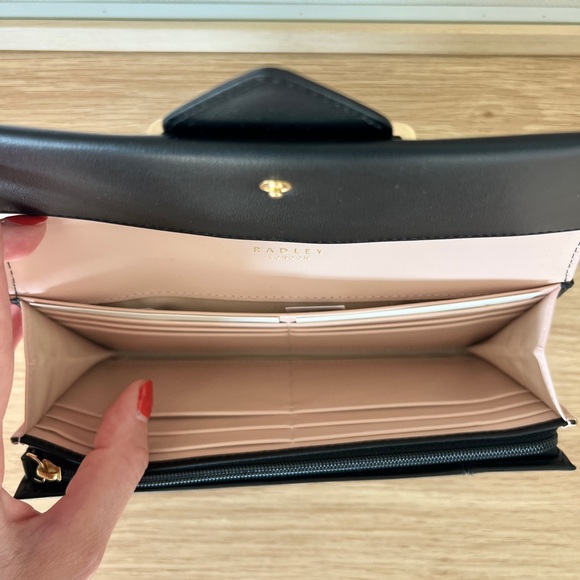 NWT Radley London Palace Street Large Flapover Wallet - Picture 4 of 7